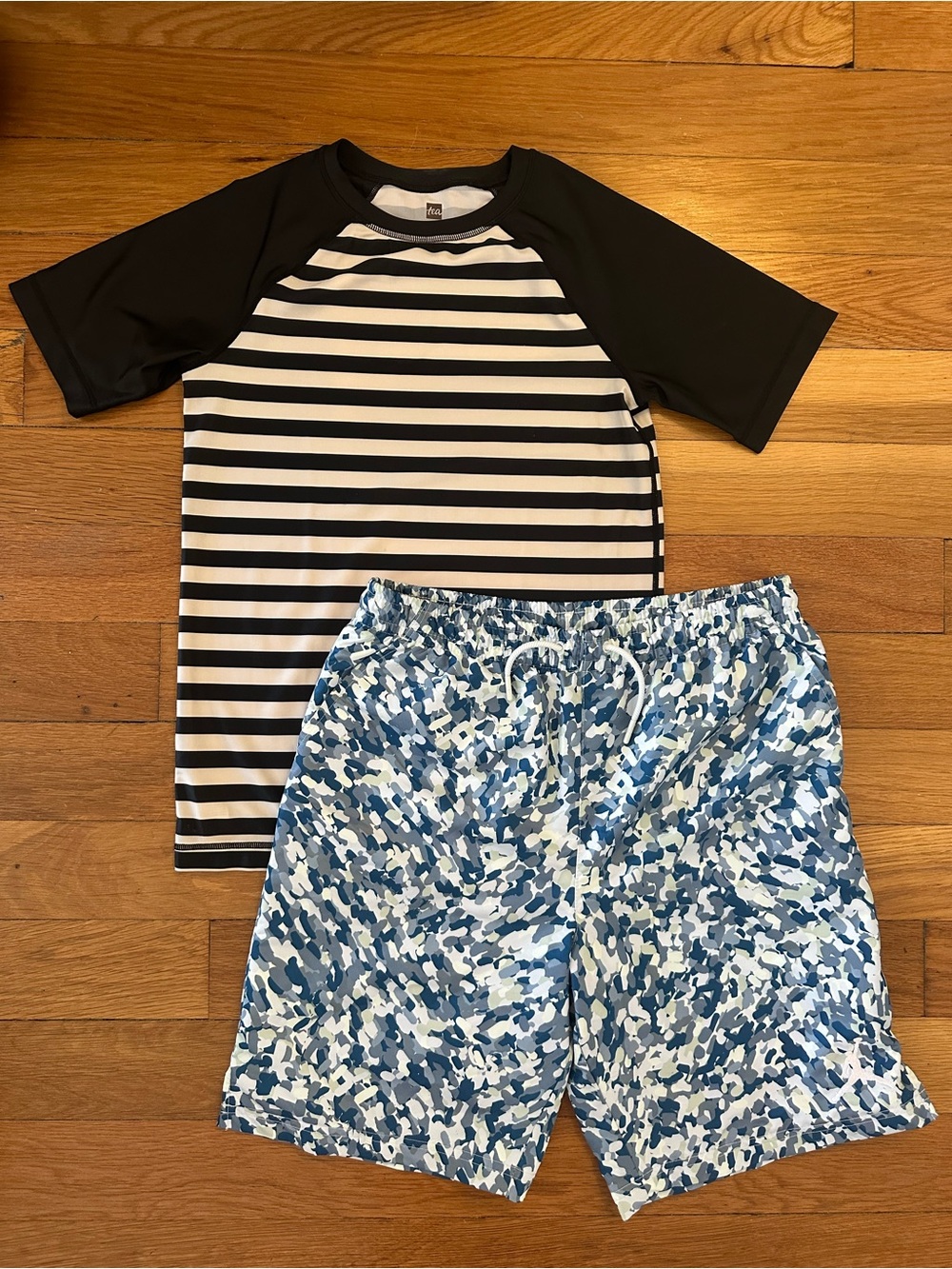 Navy & White Striped TEA COLLECTION Rash Guard with JORDAN Camo Swim Shorts